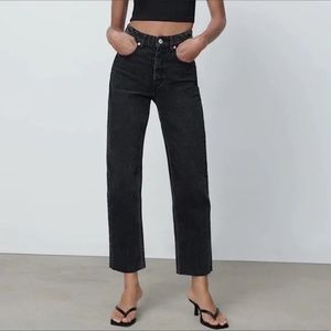 Zara High Rise Straight Leg Jean Black NWT Size 2 100% Cotton